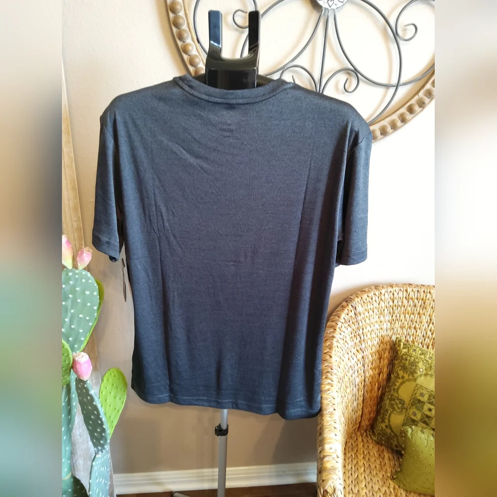 Reebok Men's Charcoal Tee - Picture 4 of 4
